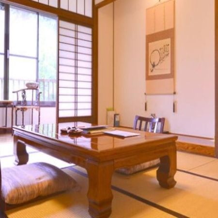 Kaikake Onsen Ryokan Юдзава Екстер'єр фото